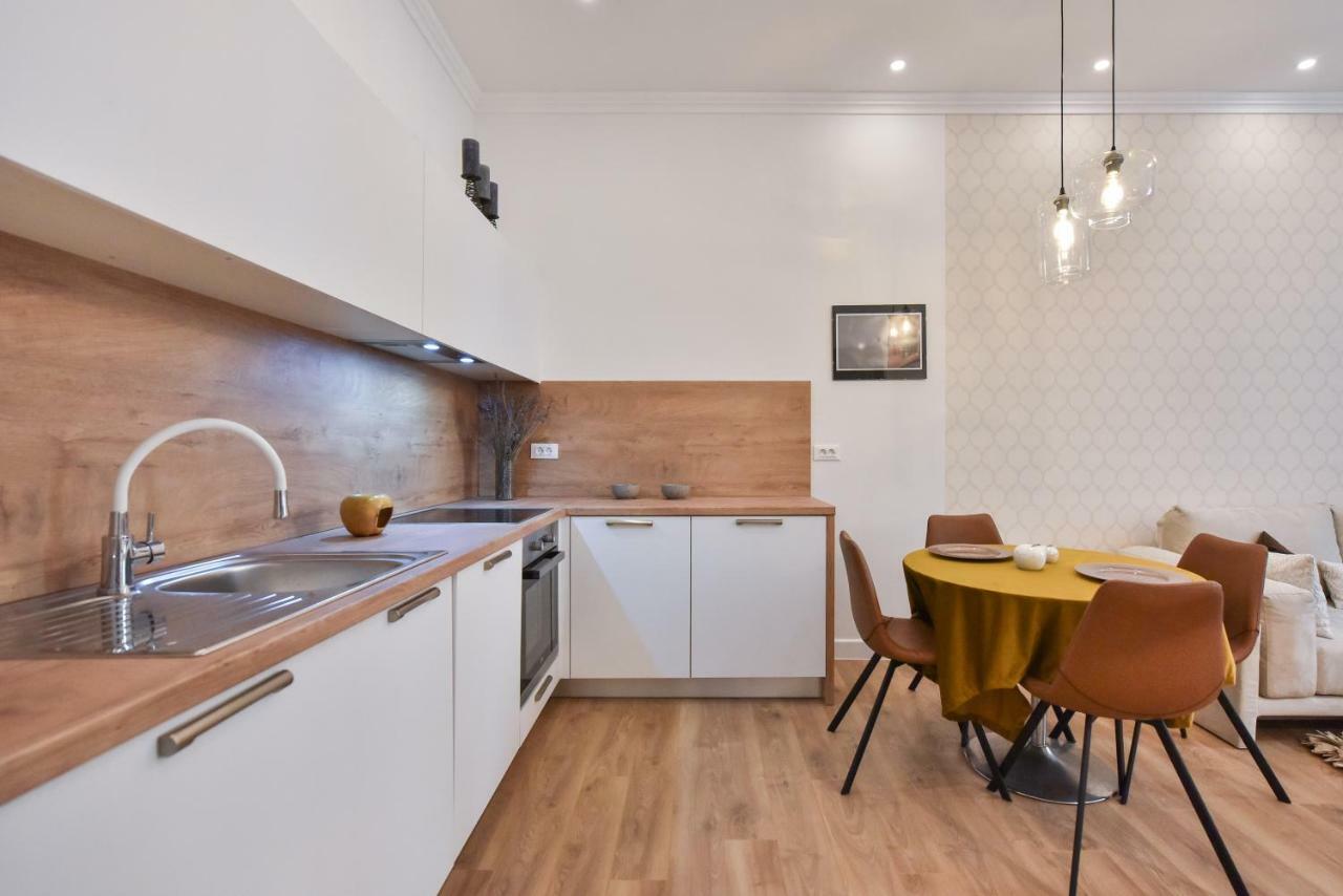 Center Simeon Apartment Zadar Ngoại thất bức ảnh
